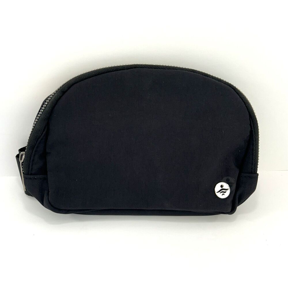 Black Crossbody Belt Bag / Everyday Fanny Pack (35" Max Strap)
